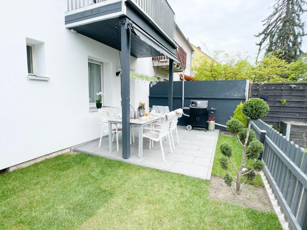 M-Style 01 Apartment Mit Terrasse Und Gasgrill, 24H Self-Check-In, Free Parking, Netflix Nuremberg Extérieur photo