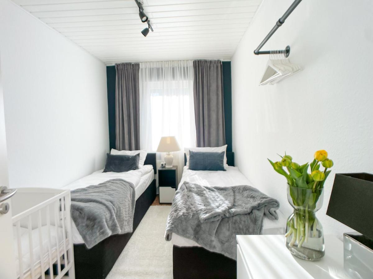 M-Style 01 Apartment Mit Terrasse Und Gasgrill, 24H Self-Check-In, Free Parking, Netflix Nuremberg Extérieur photo